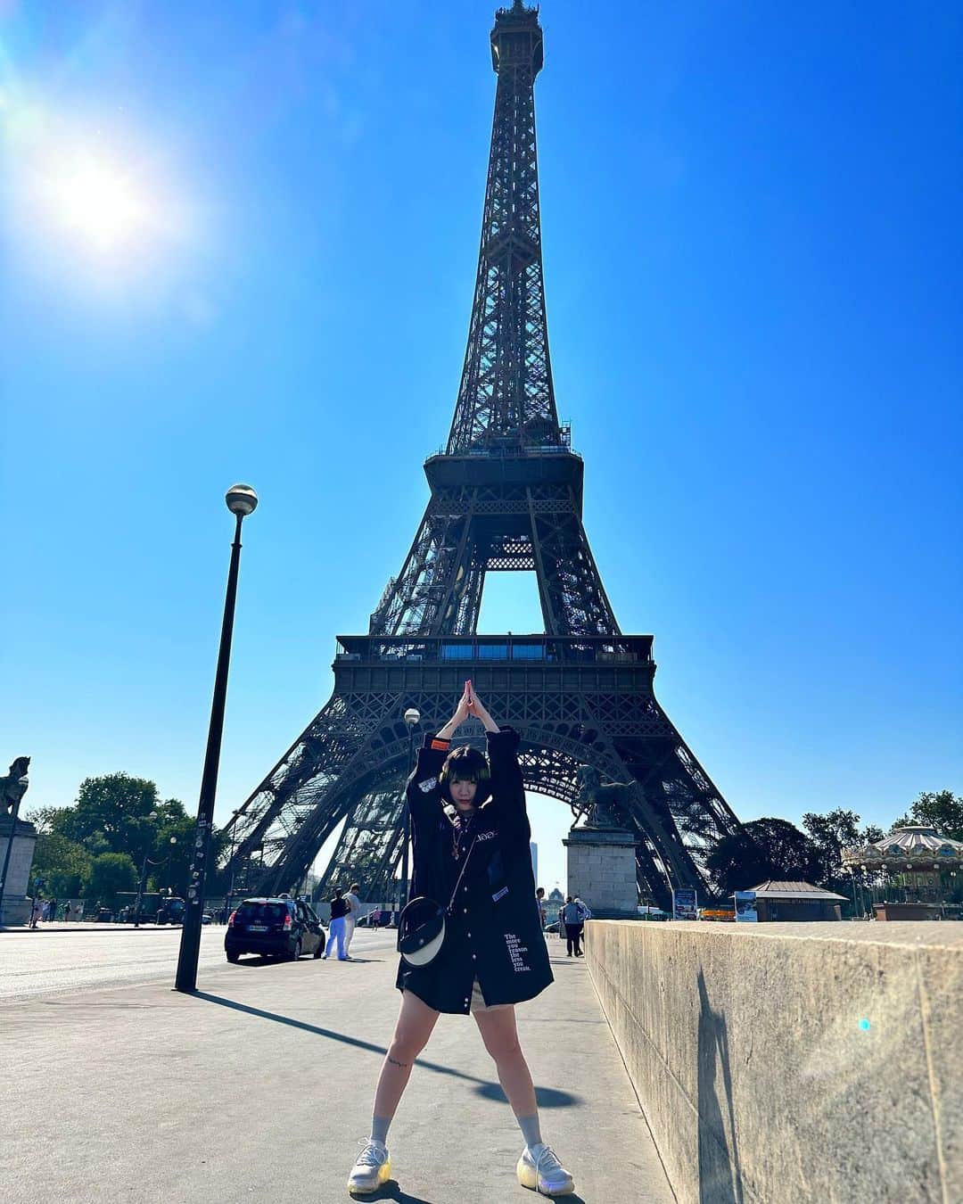 KARIN さんのインスタグラム写真 - (KARIN Instagram)「🇫🇷  #凱旋門 #エッフェル塔 #paris #france」6月5日 23時02分 - karin.tempurakidz