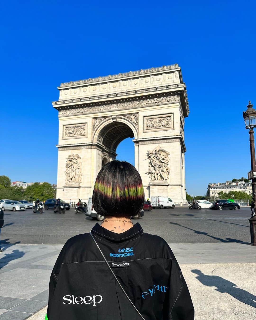 のインスタグラム：「🇫🇷  #凱旋門 #エッフェル塔 #paris #france」