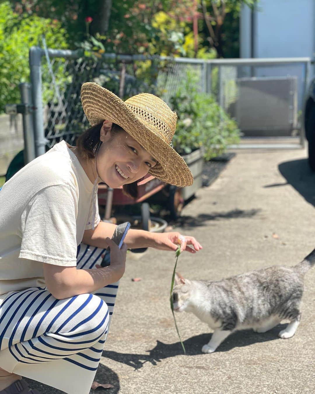 加藤紀子さんのインスタグラム写真 - (加藤紀子Instagram)「新たなる最高の扉を開けてしまった鹿児島時間。 穏やかでのどかで生活が優しくて。 心地よく暮らすことへの 良き学びを頂きました！  @dwell_kagoshima @dwell_kitchen_labo  豊かな時間をありがとうでした！  @yacciyoプロもいっぱいありがとねー❤️  （虫に刺されるタイプなんだと、 どくだみチンキ用にどくだみ摘んでる最中に🦟に刺されて血だらけってまじ地獄）」6月5日 22時57分 - katonoriko