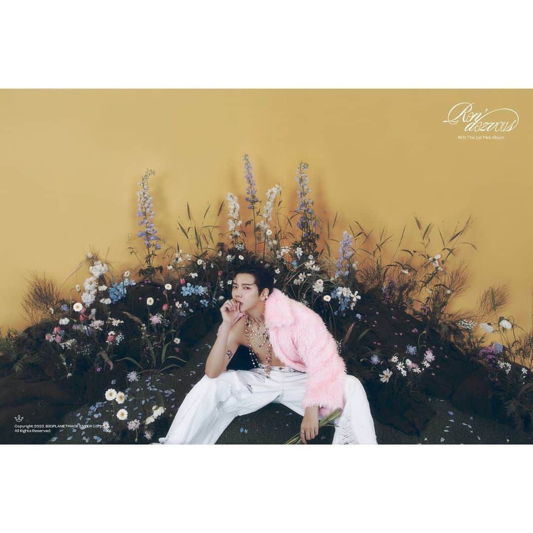 レン さんのインスタグラム写真 - (レン Instagram)「렌 (REN) The 1st Mini Album    'Ren’dezvous'    Concept Photo 4 (SEASON ver.)    2023. 6. 13. 6PM (KST)    #렌 #REN #최민기 #CHOIMINGI     #Rendezvous    #BPM #BigPlanetMade  🙈💐」6月6日 0時03分 - mingi_choi