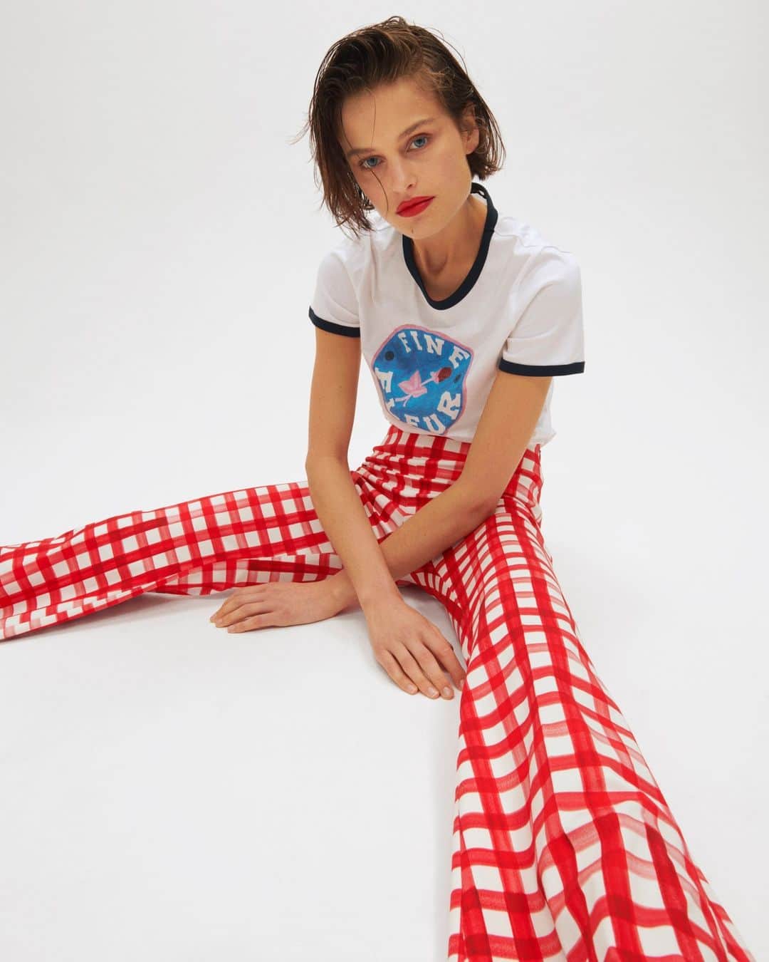 タラジャーモンのインスタグラム：「Be comfy & trendy  #tarajarmon #fashion #PE23 #newin」