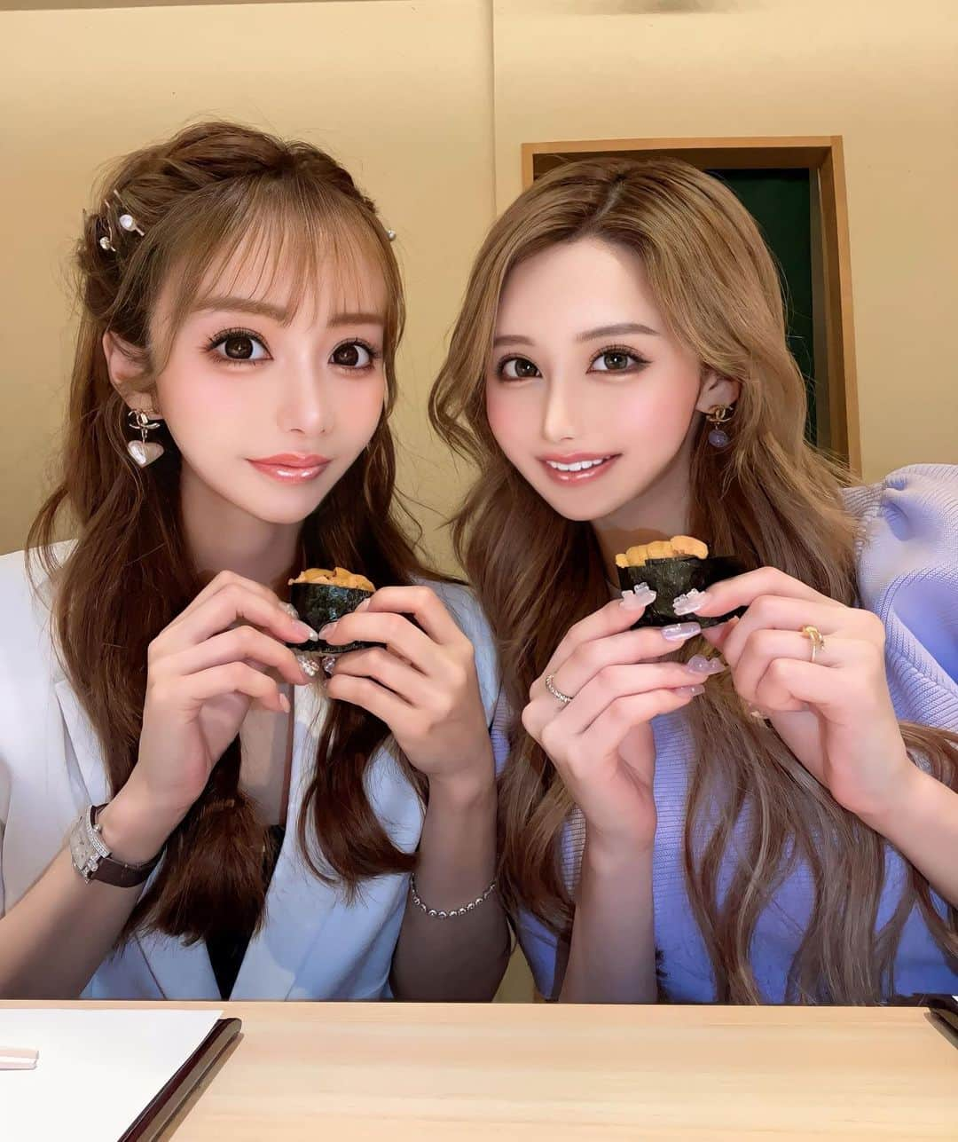 ほずにゃむのインスタグラム：「りおな姫とおしゅし👸🍣♡ いっぱい会えて嬉しい～🩷 ̖́-‬ . . .」