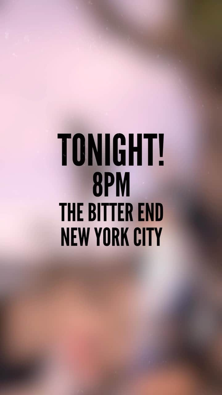 ウィル・リーのインスタグラム：「I’m back at The Bitter End TONIGHT with David Garfield, Davide Pannozzo, & Shawn Pelton!   West meets East as David brings his special brand of LA groove to NYC. C’mon down!  8:00pm! 🎫 still available! (🔗 in bio👆🏻)  #WillLee #DavidGarfield #TheBitterEndNYC #ThisBoysLife #LiveMusic」