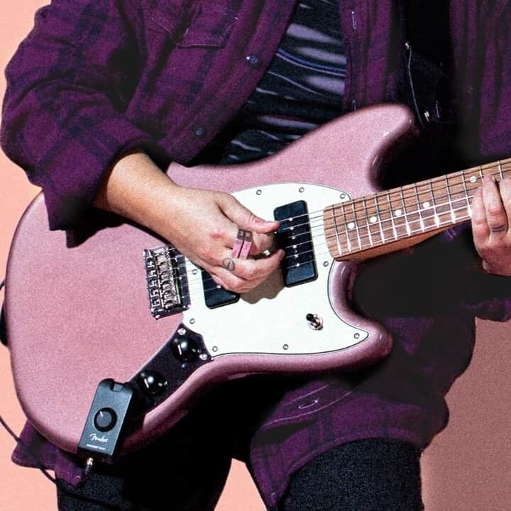 Fender Guitarのインスタグラム：「#PrideMonth is in full swing and we've put together a playlist featuring some incredible Fender artists like @whereismuna, @brandicarlile, @brothersosborne and more to help celebrate. Give it a listen at the link in bio.」