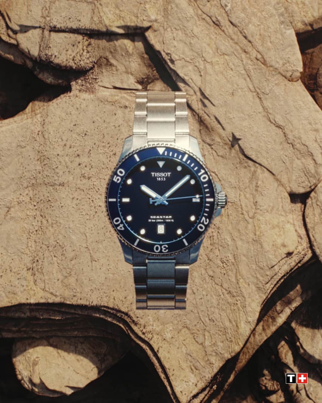 ティソのインスタグラム：「Make a splash with the new Seastar 1000 40mm in bold blue. Perfect for any adventure.」