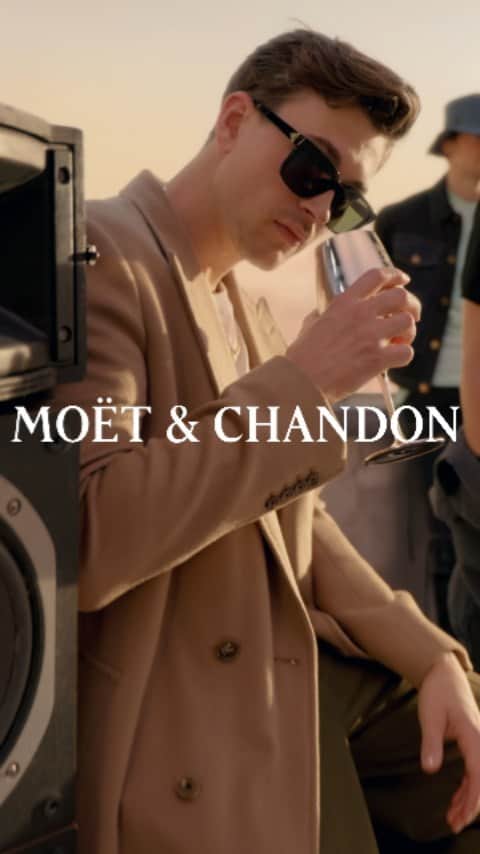 Moët & Chandon Officialのインスタグラム：「Soar with the vibe. Join us in a place where time stands still. You are invited to the party in the sky.  #ToastWithMoet #MoetChandon  This material is not intended to be viewed by persons under the legal alcohol drinking age or in countries with restrictions on advertising on alcoholic beverages. ENJOY MOËT RESPONSIBLY.」