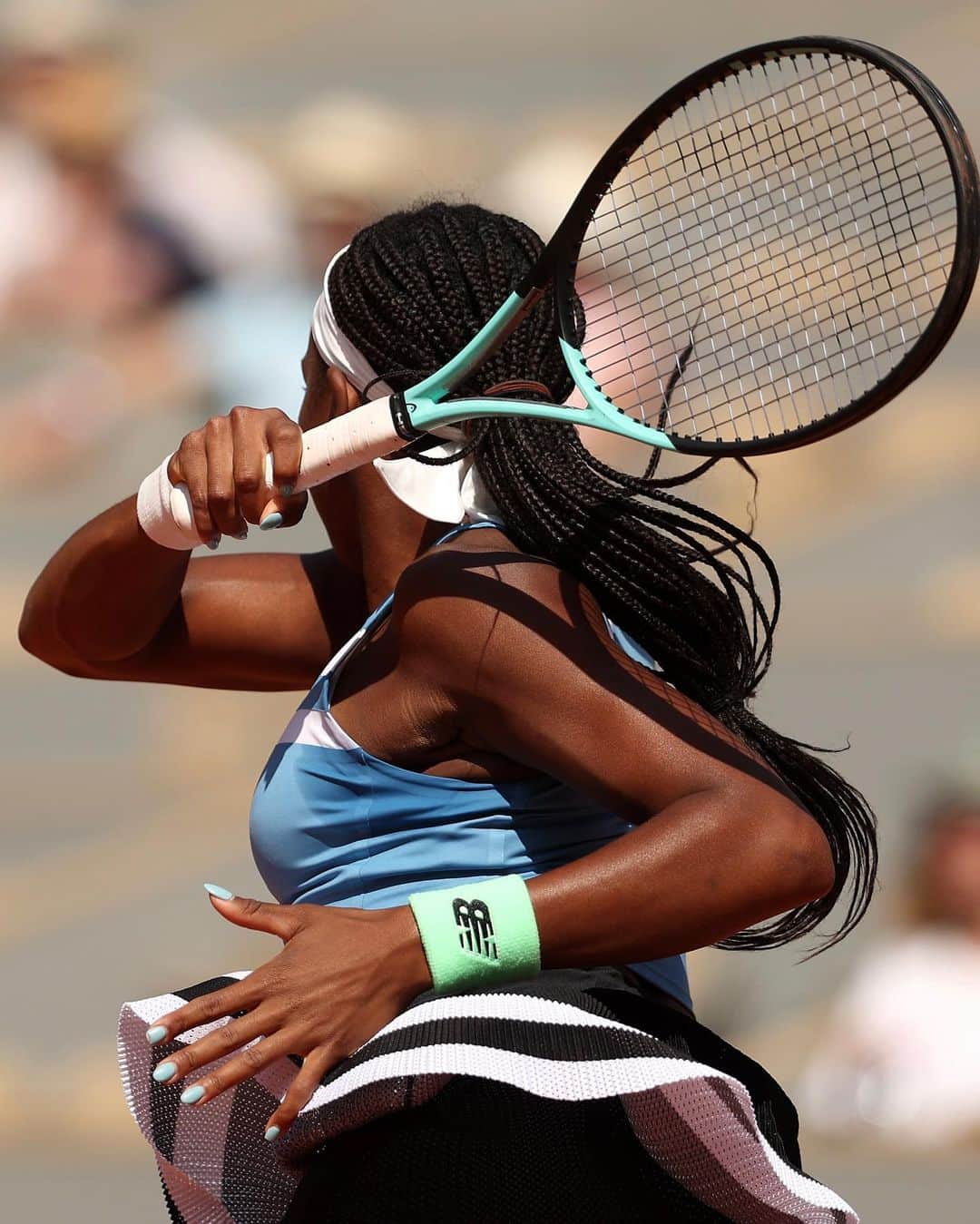 WTA（女子テニス協会）のインスタグラム：「Headed to her fourth Grand Slam quarterfinal 👉  @cocogauff | @rolandgarros」