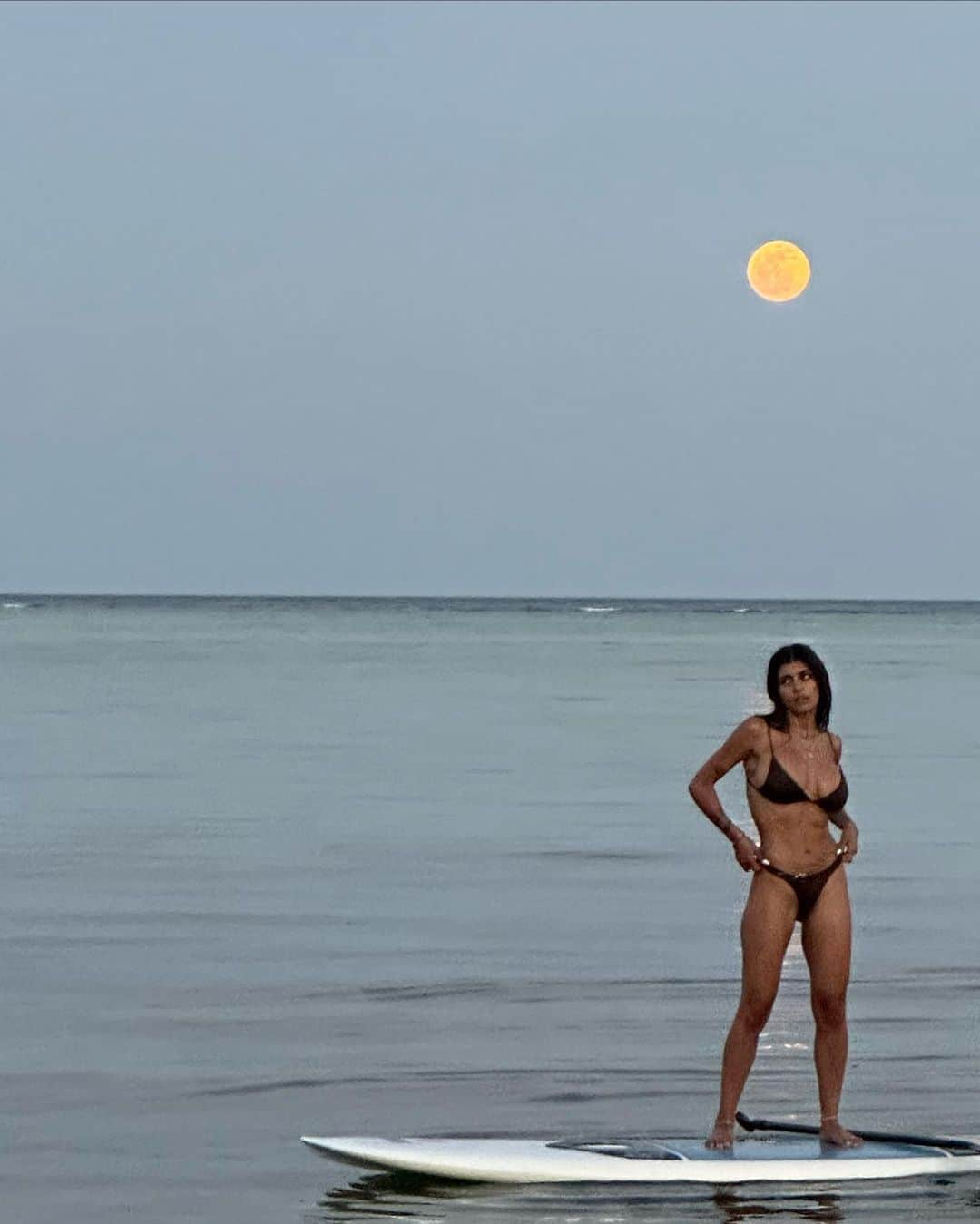 ミア・ハリファさんのインスタグラム写真 - (ミア・ハリファInstagram)「full moon fever 🌕」6月6日 1時24分 - miakhalifa