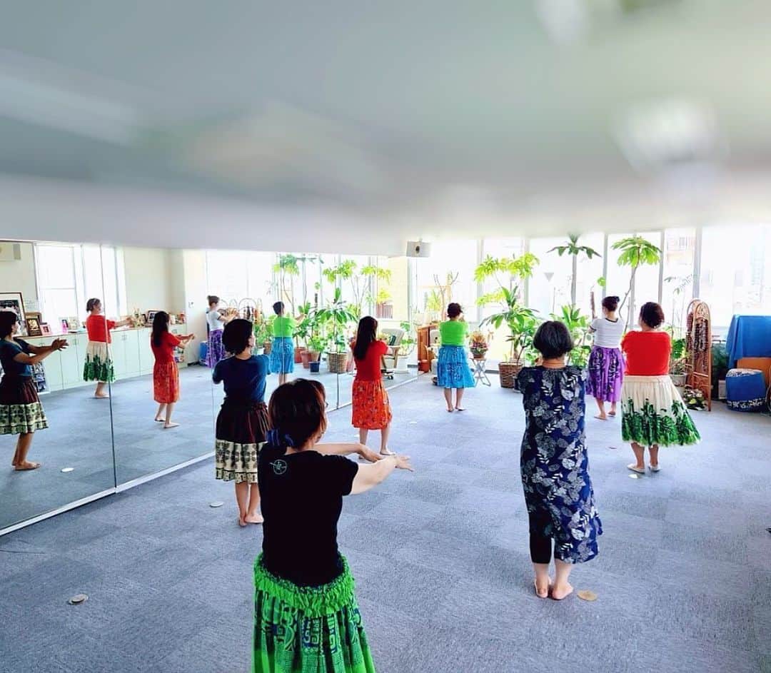 本山なみのインスタグラム：「aloha🫶✨」