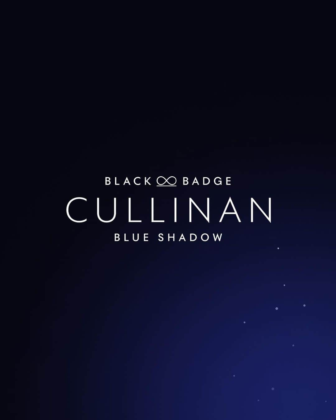 ロールス・ロイスさんのインスタグラム写真 - (ロールス・ロイスInstagram)「Black Badge Cullinan Blue Shadow transports its passengers on a thrilling journey to the edge of space.   For those who seek new limits of exploration, its complementing luggage set ensures one is fully equipped for the momentous voyage ahead.  Discover #BlackBadge Cullinan Blue Shadow; link in bio.  #BespokeIsRollsRoyce  — NEDCcorr (combined) CO2 emission: 343 g/km; Fuel consumption: 18.7 mpg / 15.1 l/100km WLTP (combined) CO2 emission: 377-370 g/km; Fuel consumption: 17.0-17.3 mpg / 16.6-16.3 l/100km. Further information: https://www.rolls-roycemotorcars.com/en_GB/information/fb-dat-wltp.html」6月6日 2時03分 - rollsroycecars