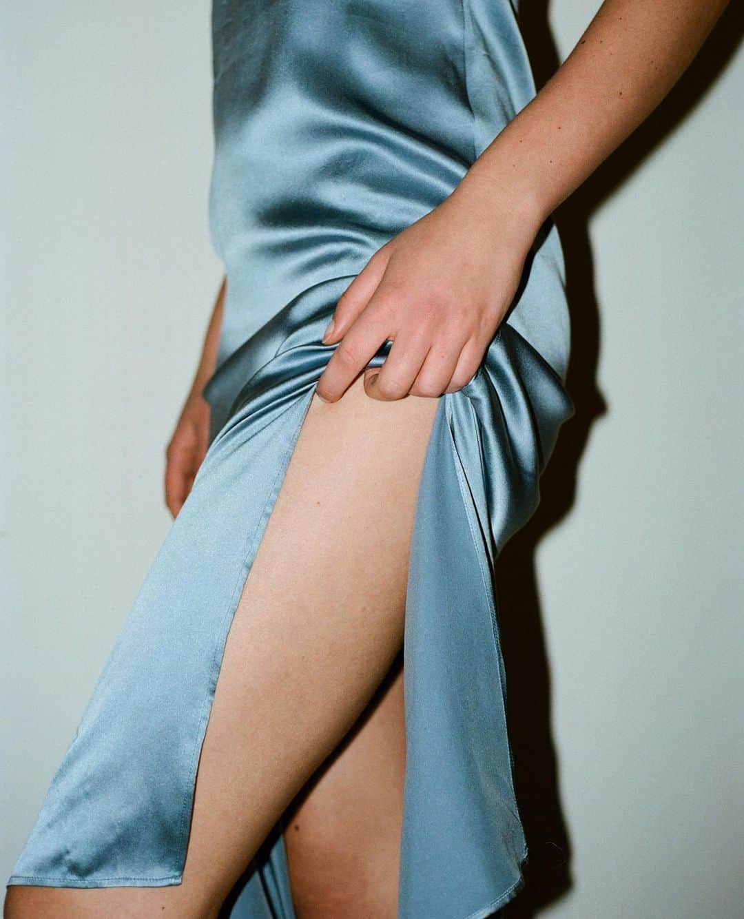 Araksのインスタグラム：「Quies slip just arrived in new color #ColorByAraks #SlowFashion #EthicallyMade」