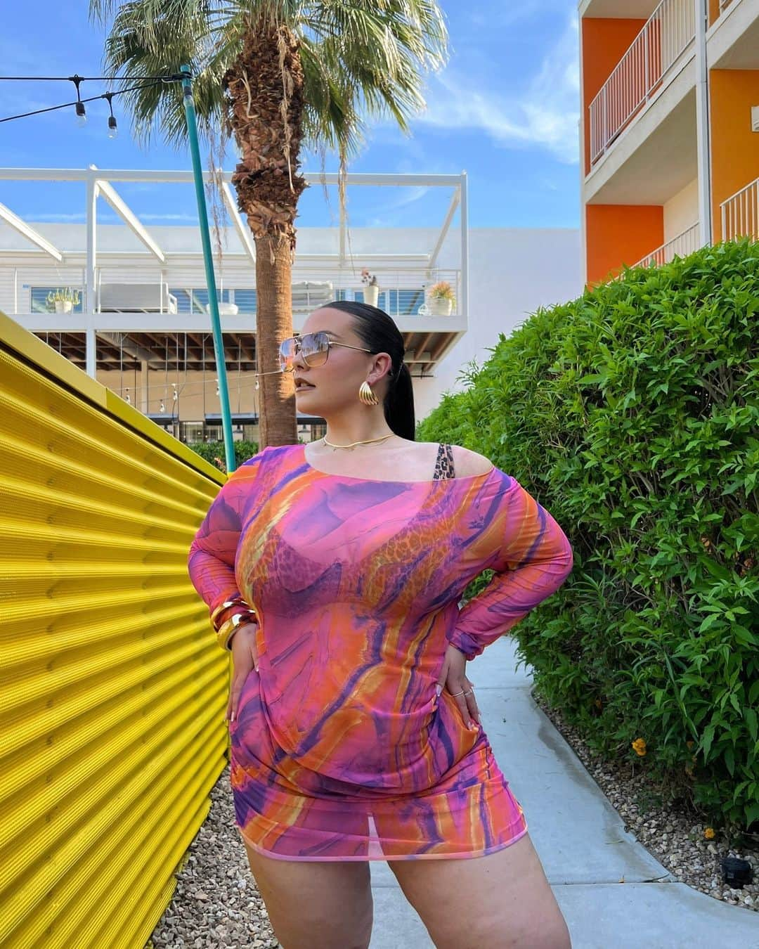 ASOSさんのインスタグラム写真 - (ASOSInstagram)「We're just over here turning heads poolside in ASOS 'kinis 👀 🌴 Holiday Shop is online RN serving high-key fits to level-up your summer 'drobe 💋  @thetallysharp [she/her] As Seen In ASOS DESIGN marble beach dress [117744801] @freyatidy [she/ her] As Seen In Jaded London swim set in butterfly print [119993452/ 121708471] @oceanlewis [she/her] As Seen In ASOS DESIGN micro tanga bikini bikini [129107266/ 129107266]」6月6日 3時00分 - asos