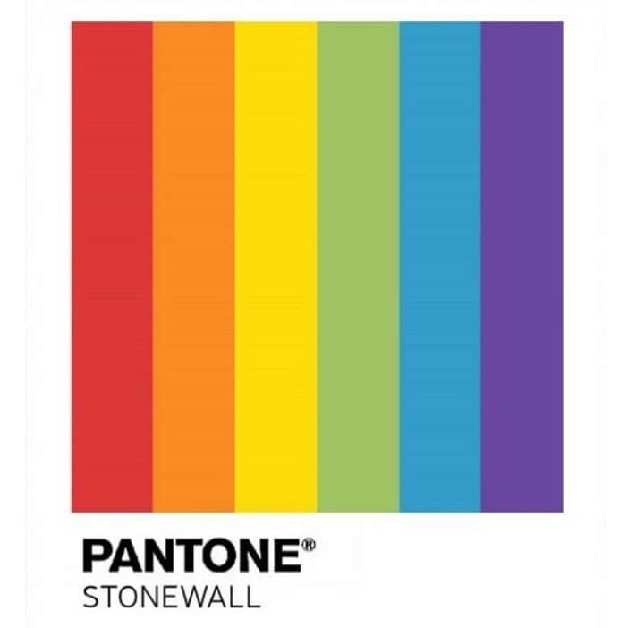 レイン・ウィルソンのインスタグラム：「Wishing all our dearest LGBTQ+ friends an amazing PRIDE month! Wish you some powerful pride celebration with MAXIMUM LOVE!!!」