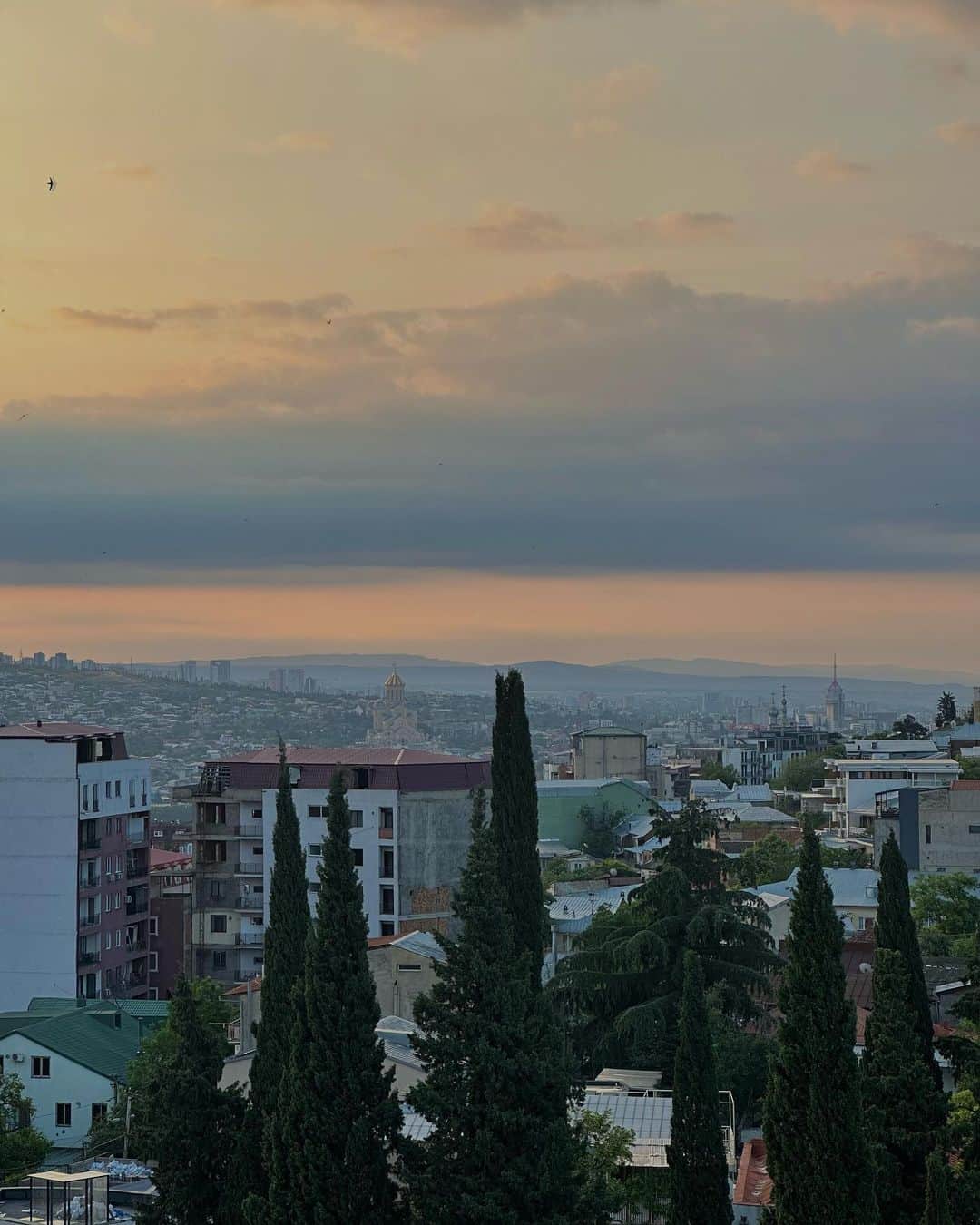 グリコリー・スミルノフのインスタグラム：「Tbilisi 🖤」