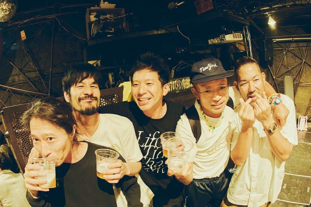 濱田将充さんのインスタグラム写真 - (濱田将充Instagram)「久しぶりの再会 生意気な後輩に戻れました。 リスペクト！！ photo by @tetsuyayamakawa」6月6日 4時30分 - masamichihamada
