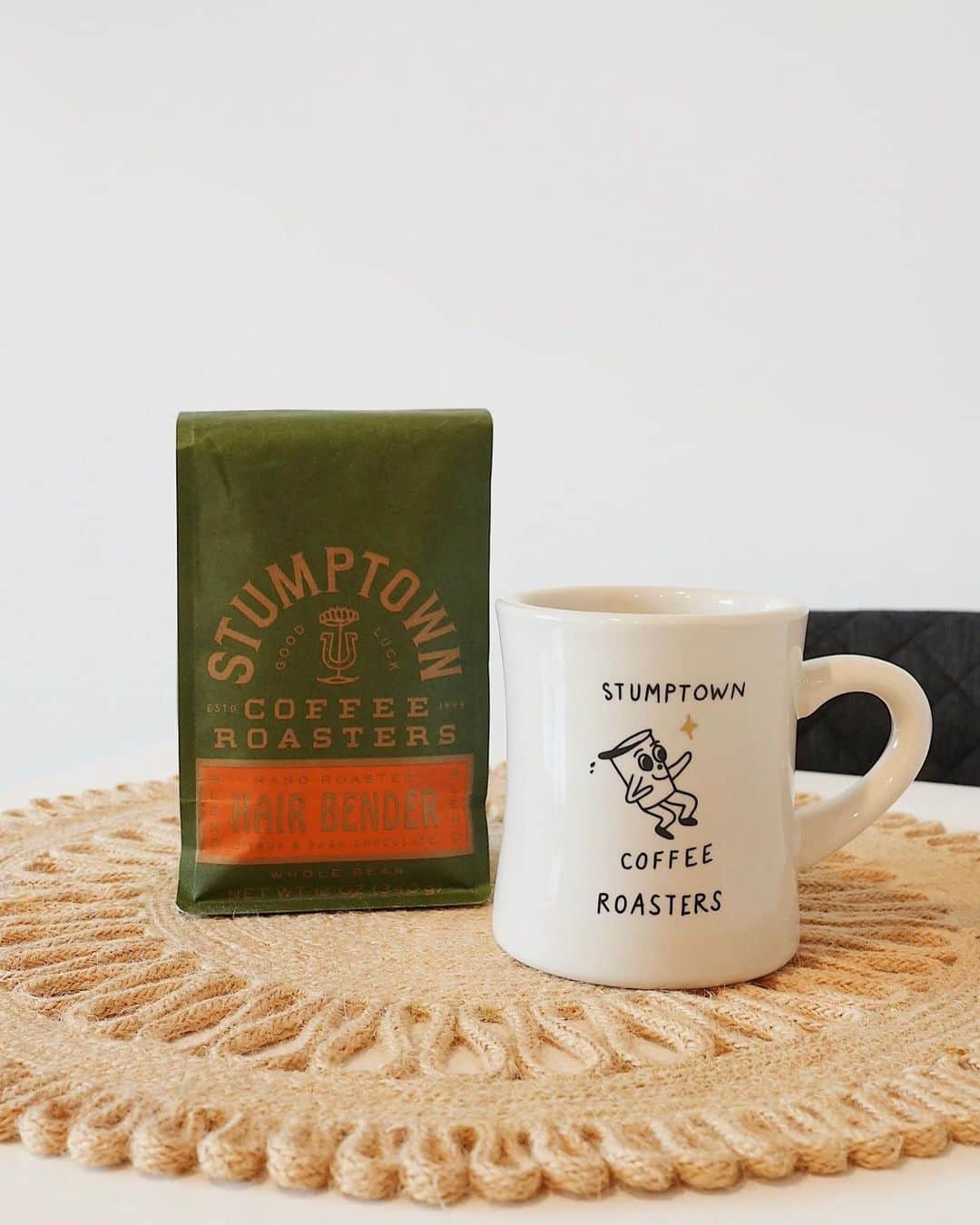 Stumptown Coffee Roastersのインスタグラム：「If your dad or dad-like person is a Stumptown mug collector or just likes a solid cup with paperweight heft to enjoy their daily brew, we’ve got the perfect Father’s Day gift: The Bundle.  Get our latest limited-edition diner mug and a whole bean bag of our signature Hair Bender blend, classic French Roast, or the delightfully decaffeinated Trapper Creek—and you save 10% by bundling.  There are only 100 bundles available, and Father’s Day is fast approaching, so get one before it’s too late! (LINK IN BIO)」