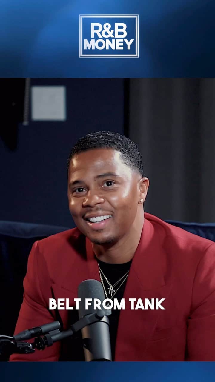 のインスタグラム：「I don’t know how i got mixed up with this thug @jvalentine 🤦🏽‍♂️🤣🤣 Legacy Tour Recap video up NOW on youtube!! R&B MONEY!!..」