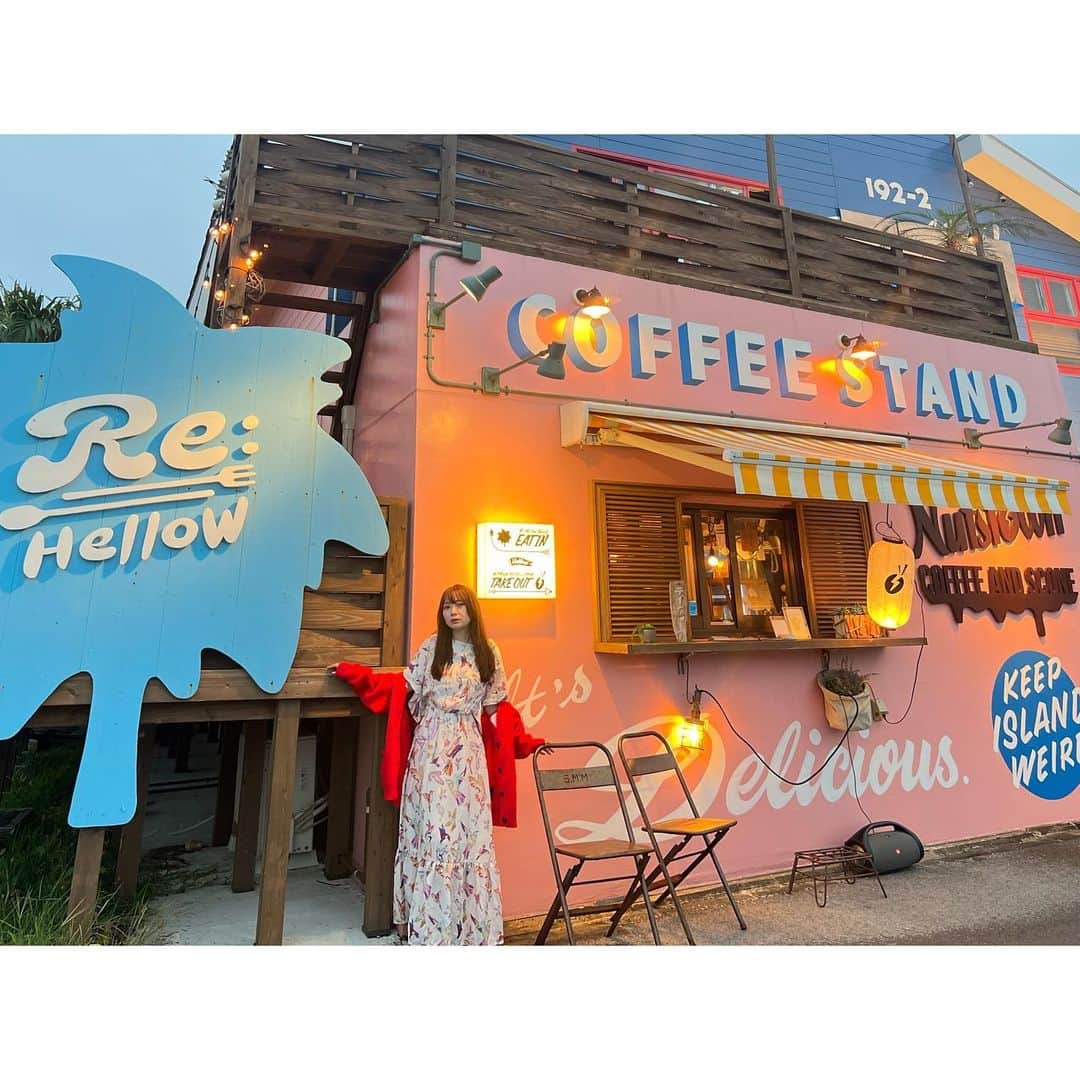 高柳明音さんのインスタグラム写真 - (高柳明音Instagram)「☕️  Re:Hellow BEACH  #rehellowbeach  #nutstowncoffeeroasters #石垣島」6月6日 15時49分 - akane_o8o