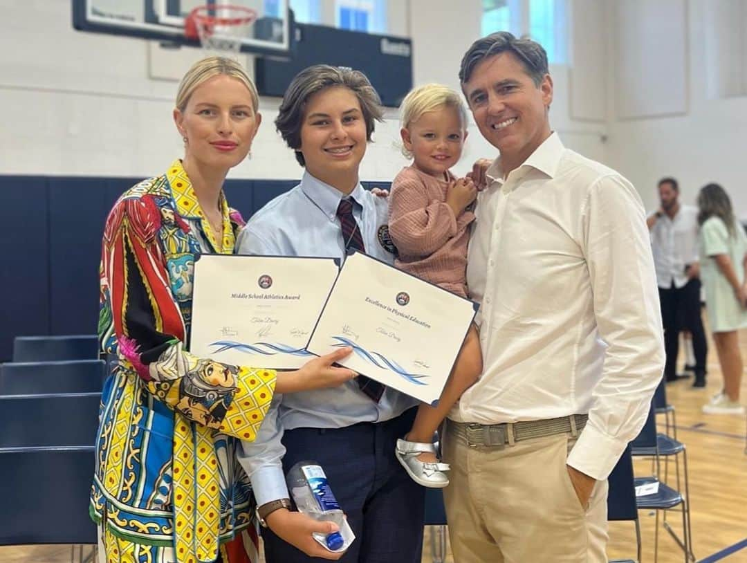 カロリナ・クルコヴァさんのインスタグラム写真 - (カロリナ・クルコヴァInstagram)「Couldn't be more proud of our graduate, Tobin! Congratulations on your Middle School Athletics Awards:) We love you. 💙」6月6日 7時57分 - karolinakurkova