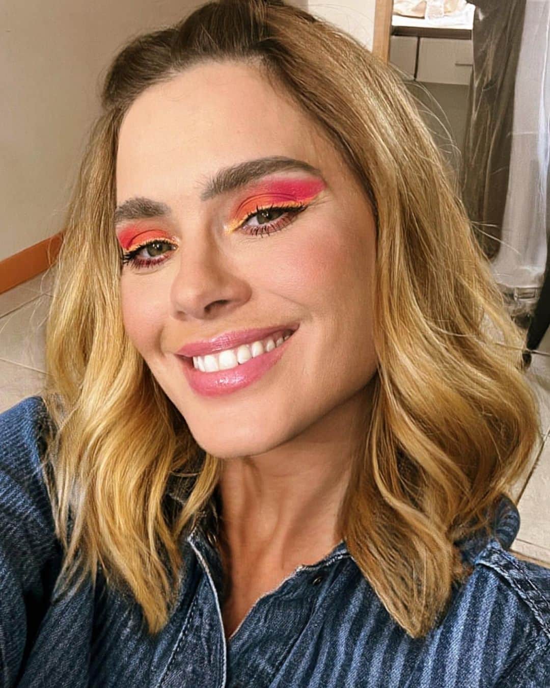 のインスタグラム：「make de @cami.nhante  pro nosso @karolke.com.br」
