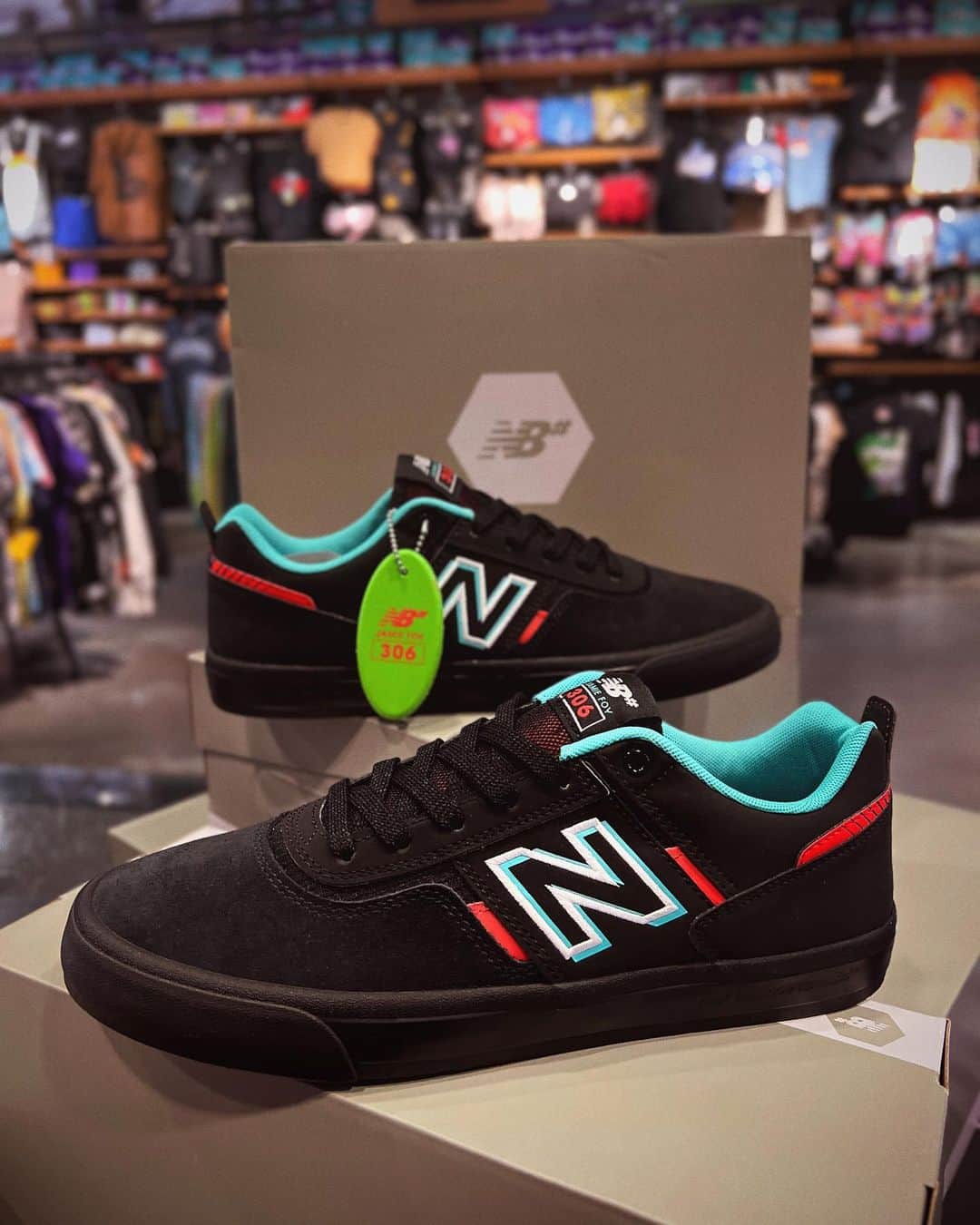 zumiezのインスタグラム：「JUST IN: @nbnumeric FOY 306 💎  We know your closet needs a shoe with this classic teal & red combo.   @zumiez #newbalance #newbalancenumeric #jamiefoy #foy306 #zumiez #sanclemente #california #ca #orangecounty #oc」