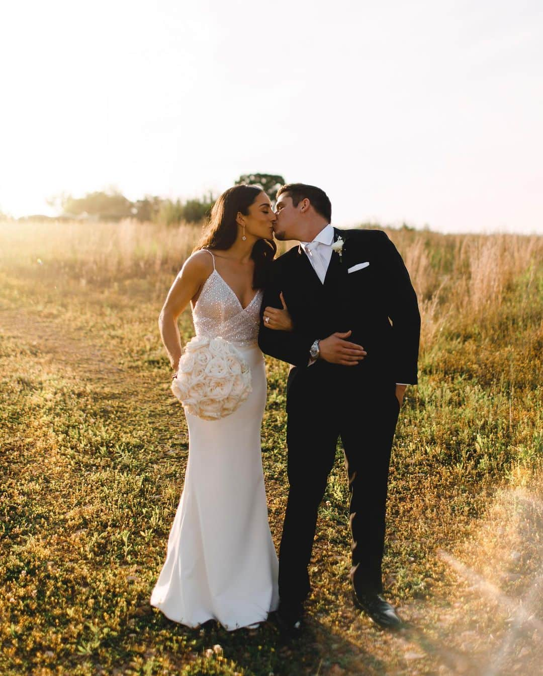 ジョーディン・ウィーバーさんのインスタグラム写真 - (ジョーディン・ウィーバーInstagram)「5.28.23 🤍  Our wedding was an absolute dream ✨ I got married to my best friend, all of our favorite people were there to celebrate with us, and every detail was perfect. None of it would have been possible without the incomparable @amandareedweddings and her incredible team! Just the first of many wedding posts, so get ready ;)  • • • Wedding Planner: @amandareedweddings  Venue: @osagehouse  Photographer: @meganburgesphotography  Floral Design: @silksabloom  Dress: @joonbridal @madewithlovebridal  Hair & Makeup: @makeupby.boun」6月6日 9時49分 - jordyn_wieber