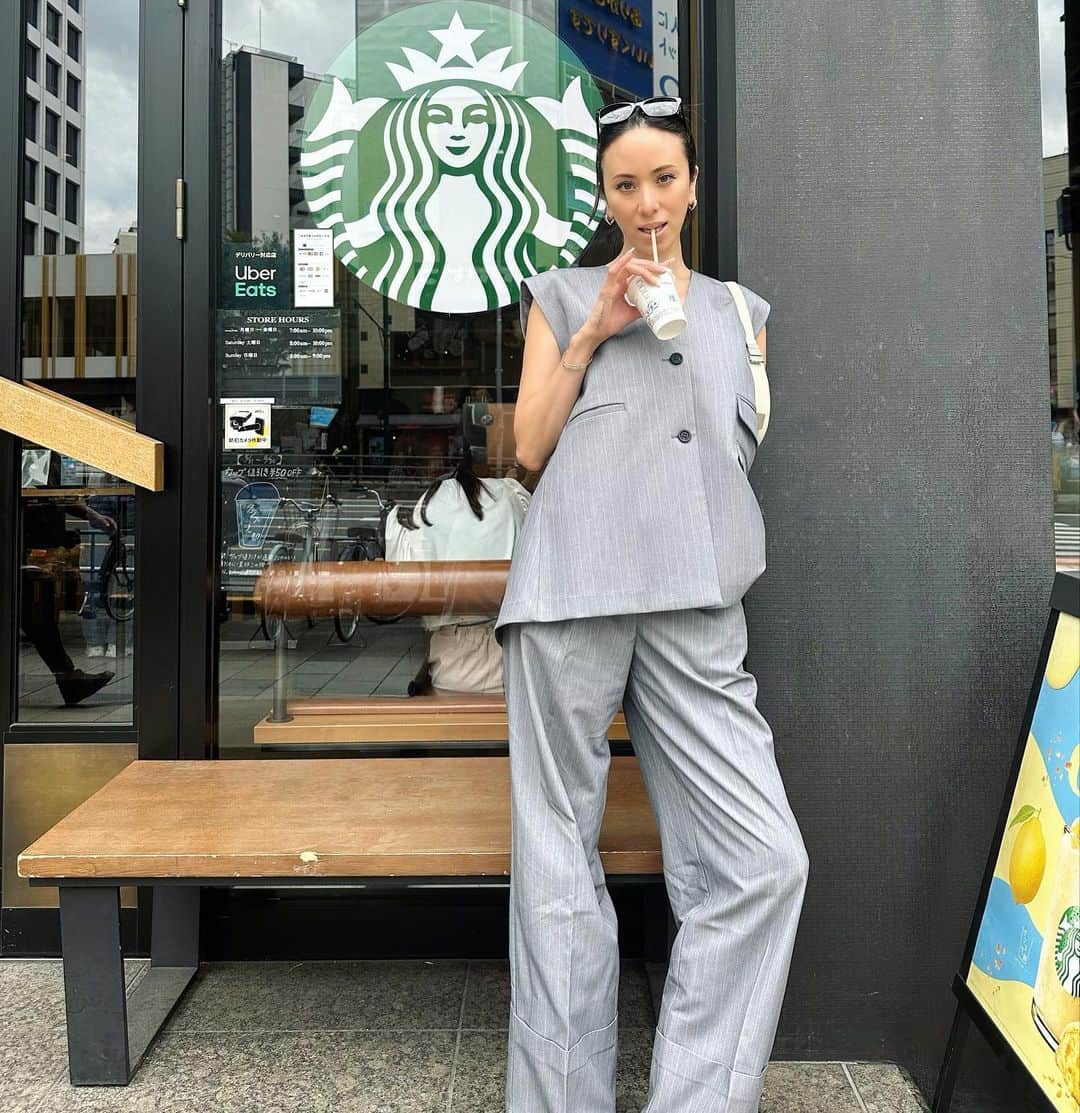 道端アンジェリカのインスタグラム：「Good morning ❤️  先週は腰痛が辛すぎる1週間で記憶があまりありません😂 良くなったので、今週は頑張っていきます👍  @coel.official のセトアがお気に入りです💖💖」