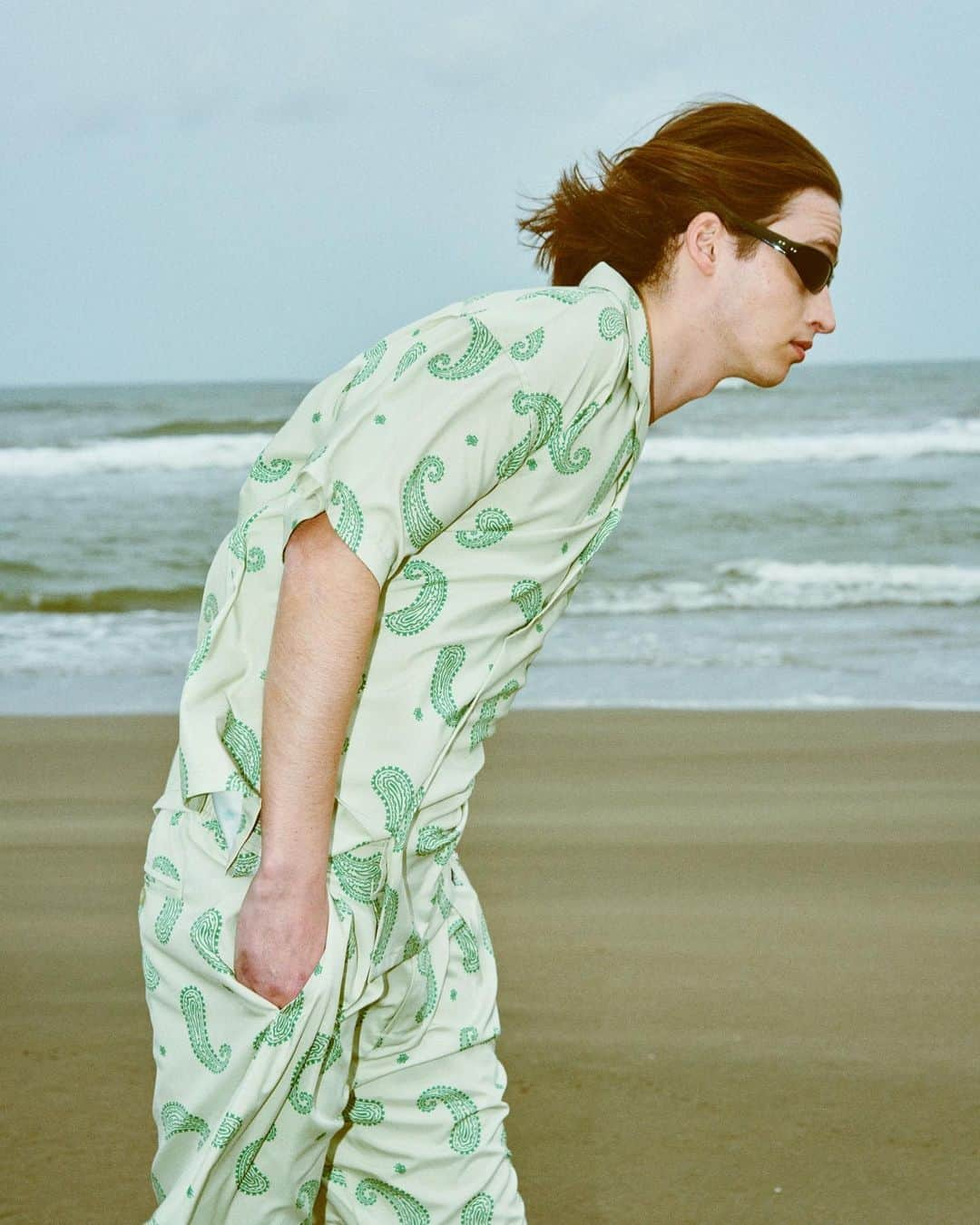 サイラスさんのインスタグラム写真 - (サイラスInstagram)「【SILAS 2023 SUMMER COLLECTION】  ☑PAISLEY S/S OPEN COLLAR SHIRT ONESIZE ￥13,200  ☑PAISLEY SHORT PANTS ONESIZE ￥12,100  WEBSTORE calif ZOZOTOWN SILAS取り扱い店舗にて発売中。 ⁡ #silas #silasandmaria #サ」6月6日 10時31分 - silasandmariajp