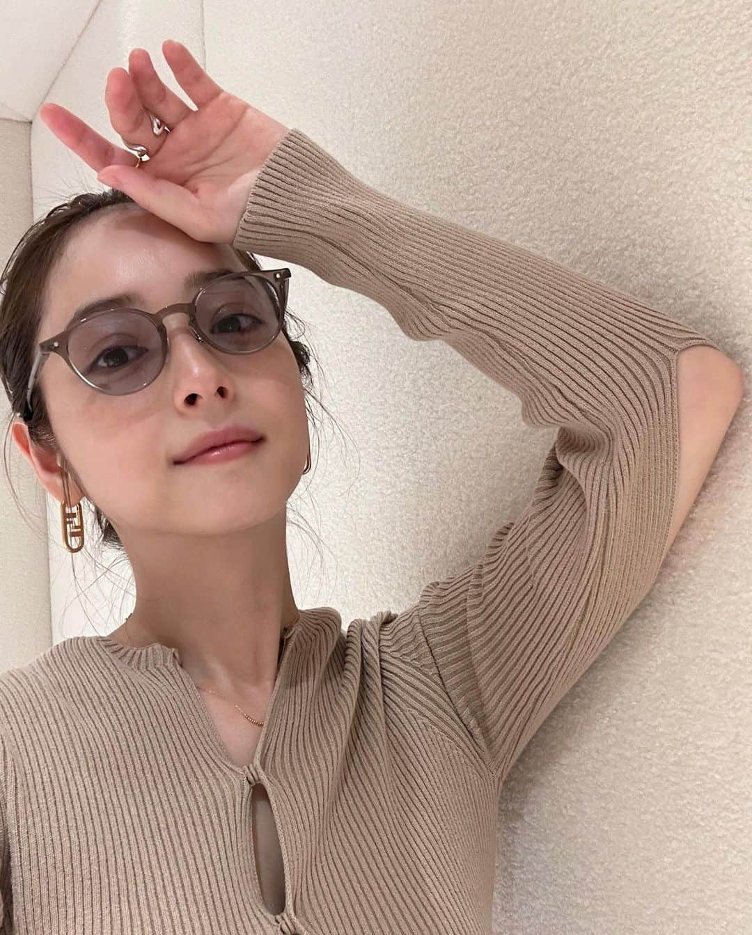 佐々木希さんのインスタグラム写真 - (佐々木希Instagram)「私服。  tops.pierce#fendi eyewear#iNtimitebyEYEVAN」6月6日 10時40分 - nozomisasaki_official