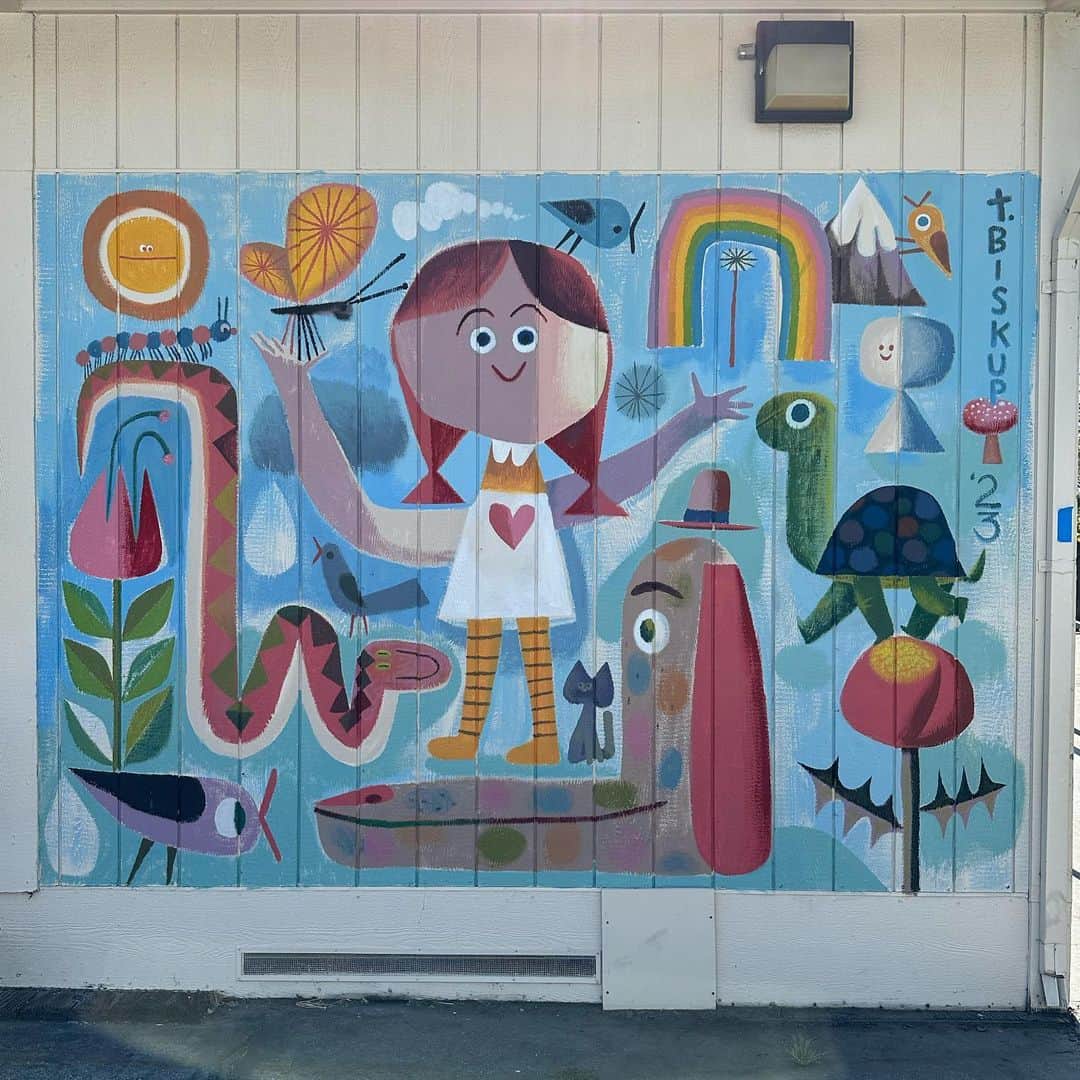 花井祐介さんのインスタグラム写真 - (花井祐介Instagram)「Such a fun weekend mural painting with good people No.3」6月6日 11時49分 - hanaiyusuke