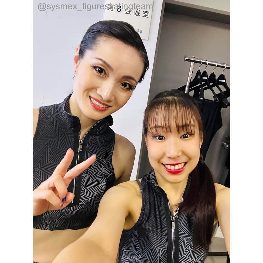 三原舞依＆坂本花織さんのインスタグラム写真 - (三原舞依＆坂本花織Instagram)「⁡ ⁡ 三原舞依選手からメッセージが届きました💌 2回に分けてお届けするので、どうぞお見逃しなく✨ ⁡ ***** ⁡ Fantasy on Ice 宮城公演 無事終了致しました。 ⁡ リハーサルが始まってから本当にあっという間で 1日1日を噛み締めながら過ごしていました。。 ラストの日は本当に寂しくて😭 ⁡ 素敵な皆様と一緒に過ごすことができて 一瞬一瞬が大切な、大切な宝物です🥹💖 ⁡ 観に来てくださった皆様、ライブを見てくださった皆様、 そして関係者の皆様に心から感謝の思いでいっぱいです。 ⁡ 花🌺 明子さん振付してくださりありがとうございます☺️ りみさんのYouTubeや公演前のリハーサルを見て、 手話を上手くできるようにたくさん練習しました。 ⁡ ⁡ 新潟公演、神戸公演も凄く楽しみです！！ レベルアップした姿をお見せできるように 練習頑張ります🔥 ⁡ 皆様お気をつけてお過ごしください！ 三原舞依 ⁡ #maimihara #三原舞依 #figureskating #figureskater  #sysmex_figureskatingteam」6月6日 16時00分 - sysmex_figureskatingteam