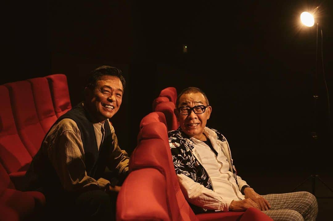 Wakana Babaのインスタグラム：「同じくBRUTUS 6/15号 BRUTUSCOPEで光石研さんとでんでんさん対談撮影。北九州市が舞台の光石さんの主演作について、北九州市出身のおふたりが対談。いい空気だったなあ😍 ライターは黒瀬朋子さん。 #wakanababaworks」