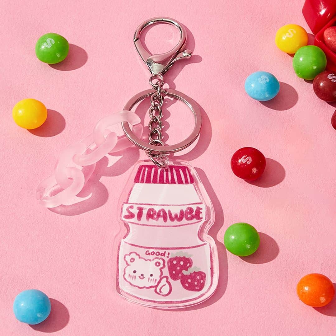 SHEINのインスタグラム：「Our talented SHEIN X artists know how to make something sweet! See what tasty treats they designed for our NEW SHEIN X Collection just for you!  🔎15648047 15648069  #SHEINXArtDiscovery」
