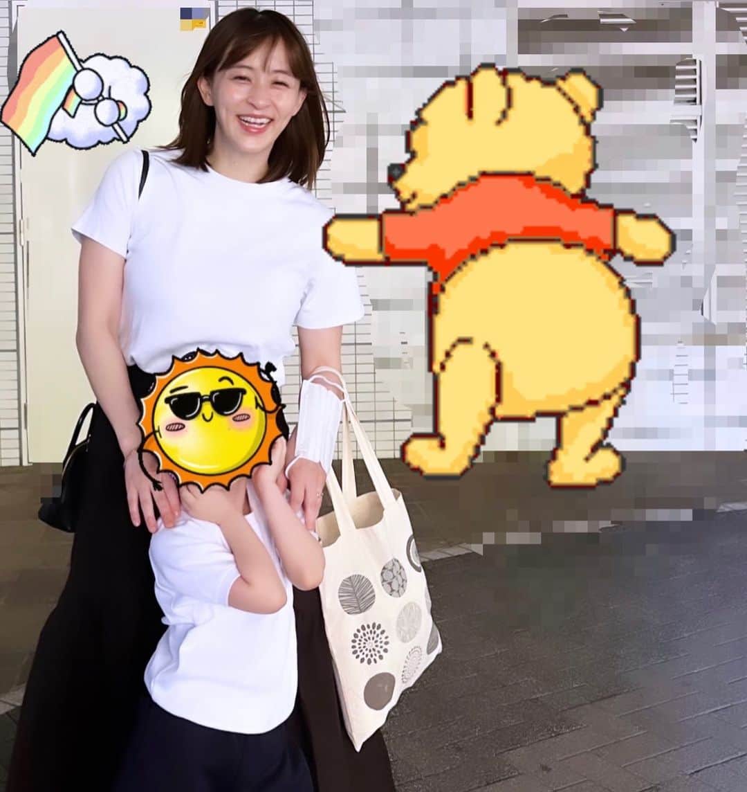のインスタグラム：「顔出しお久しぶりです♪笑 まだまだ本調子ではないが…（なかなか体調戻らないですね。）二人目子育ても楽しくしてるつもり…🤣 長女の心のケアーも大切ですね💜 お姉ちゃん頑張ってるけど、時々心が弱くなったり、強がったり…私も、毎日勉強させてもらっています😭🍀 今日も良い一日にしていきましょう😀🌻🌻」
