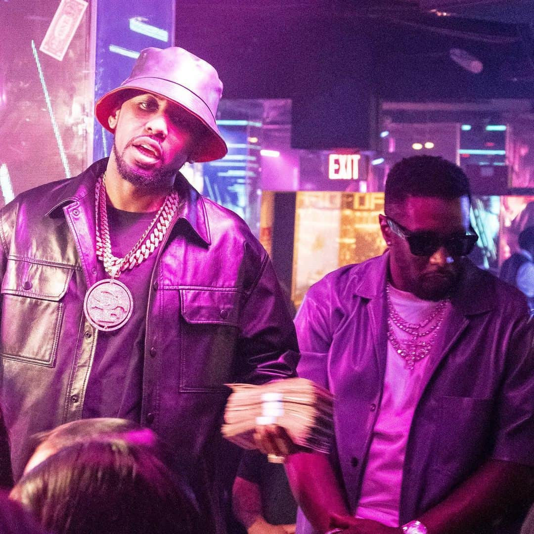 ファボラスさんのインスタグラム写真 - (ファボラスInstagram)「Strip Club Date Night$… Let’s #ACTBAD Together  @diddy @yungmiami305 @thegirljt」6月6日 12時42分 - myfabolouslife