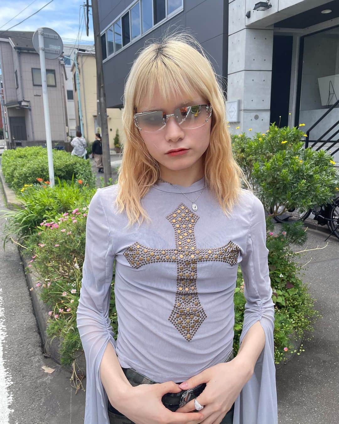 NADIAのインスタグラム：「☆⭐︎new in⭐︎☆  sheer tops ¥4,490(tax in)  迷彩long skirt ¥6,490(tax in)  sunglasses ¥3,390(tax in)  その他小物もNadiaのものになります⭐︎ お気軽にお問い合わせ下さい♪  店頭でお待ちしております･:*+.」