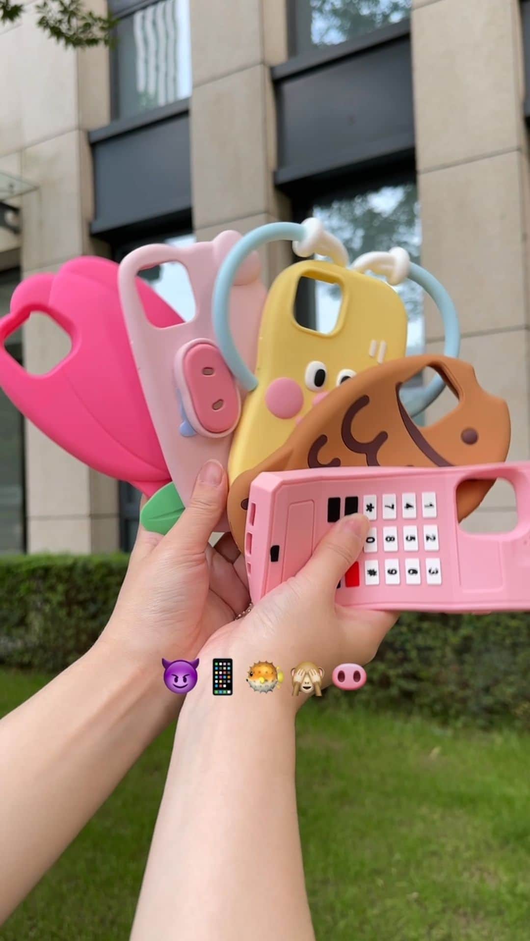 SHEINのインスタグラム：「Babe, pick up, new cutiecore phone cases are calling! 📞 Which design makes you want to cell-ebrate? 👇  🔎10264218 13936023 13936023 14588246 13435367  #SHEIN #SHEINforAll #SHEINstyle #fashion #chic #saveinstyle」