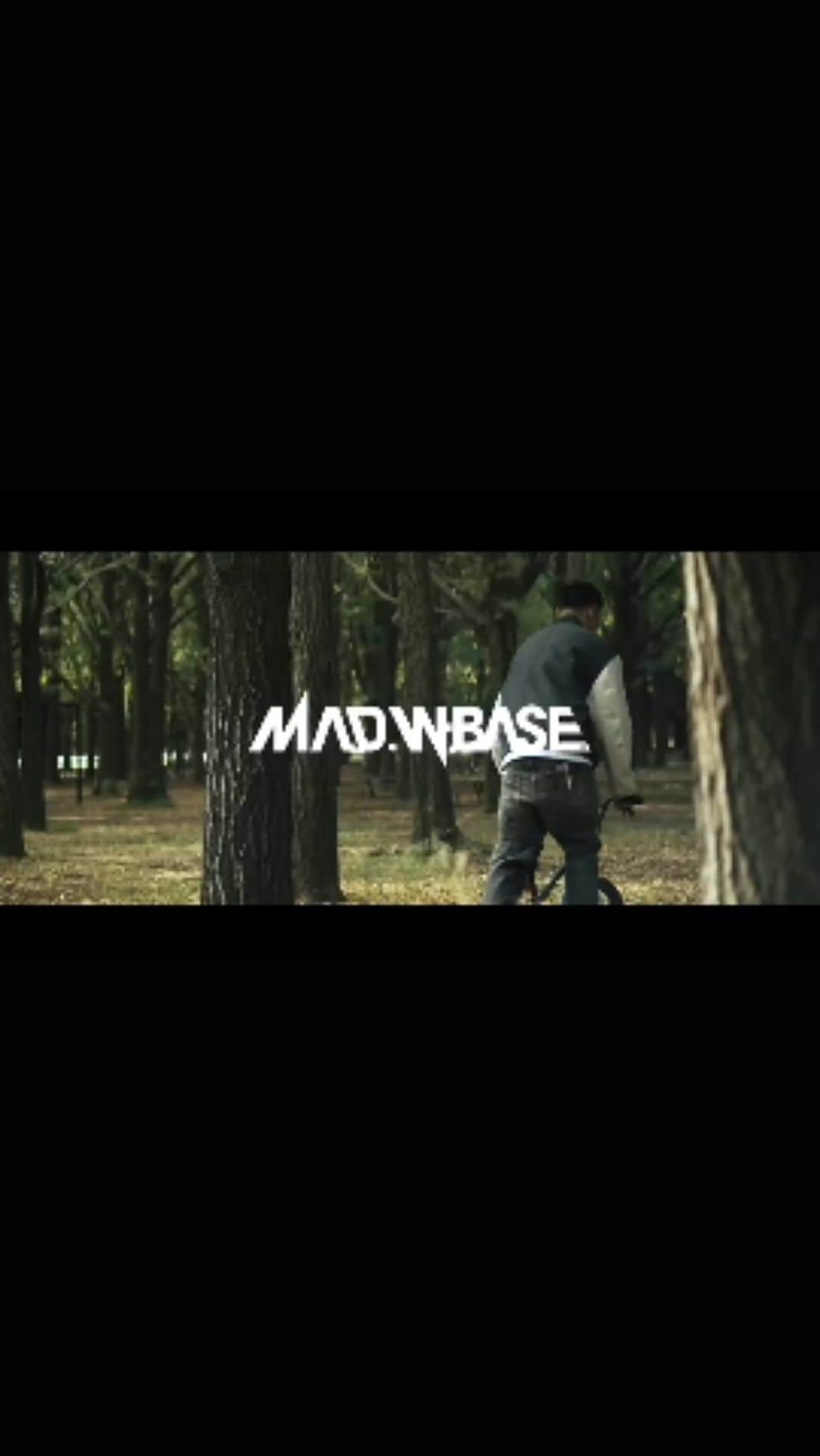余文樂のインスタグラム：「MADWBASE @madness_online  @wbasebicyclegarage」