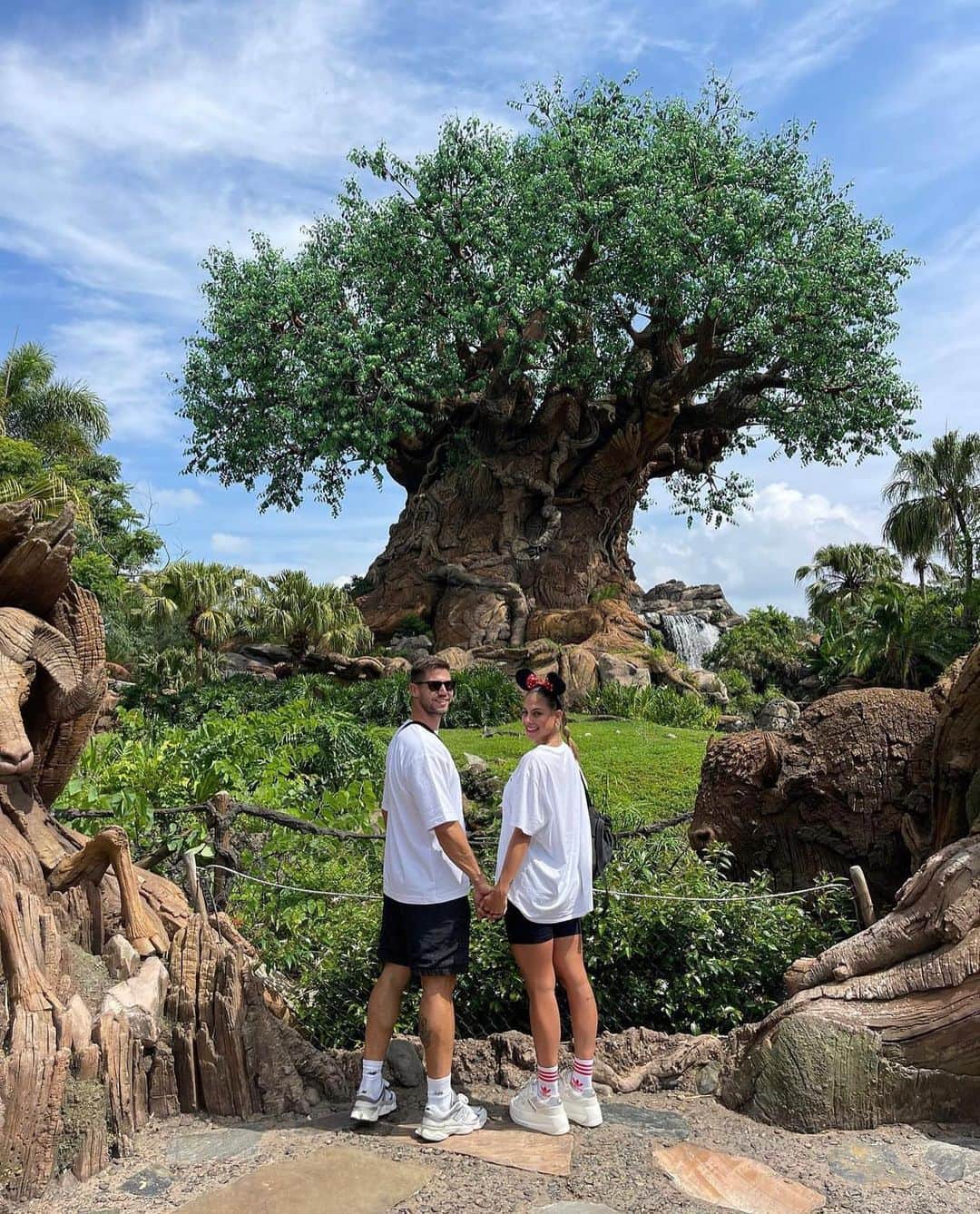 Jonas Sulzbachさんのインスタグラム写真 - (Jonas SulzbachInstagram)「Que lugar mágico 🎆 Especial demais @disneyworld.brasil」6月7日 0時15分 - jonassulzbach