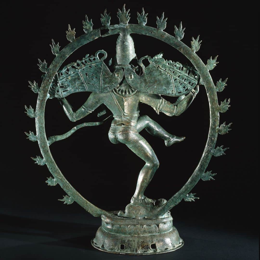 instagram-this-bronze-statue-depicts-the