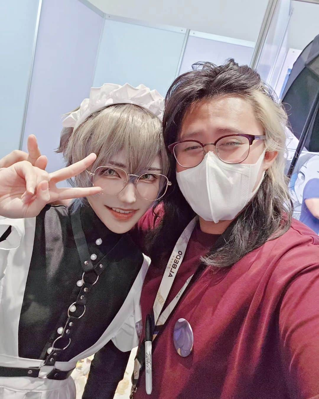 ひかりんさんのインスタグラム写真 - (ひかりんInstagram)「Finally got home from Conquest 😂 I just want to say a HUGE thank you for all you guys who braved the que . You lined up for hours in the intense heat 😭 fought crowds , and still came to see me 🥺 I really can't tell you how greatful I am for you all , it was so good to be back to Manila after many years !   Let's all get our well deserved rest after a crazy weekend 😆 miss you already 💗  #CONQuest2023 #cosplay #ike #ikeeveland」6月7日 0時39分 - __hikarin