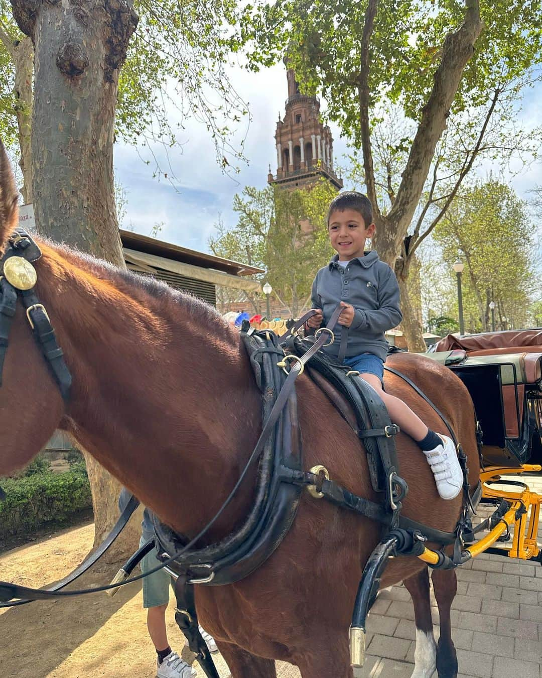 ダニエル・パレホのインスタグラム：「Felicidades enano,5 años ya como pasa el tiempo,no cambies nunca porque eres especial.Te amo dieguito❤️❤️❤️⚽️⚽️」