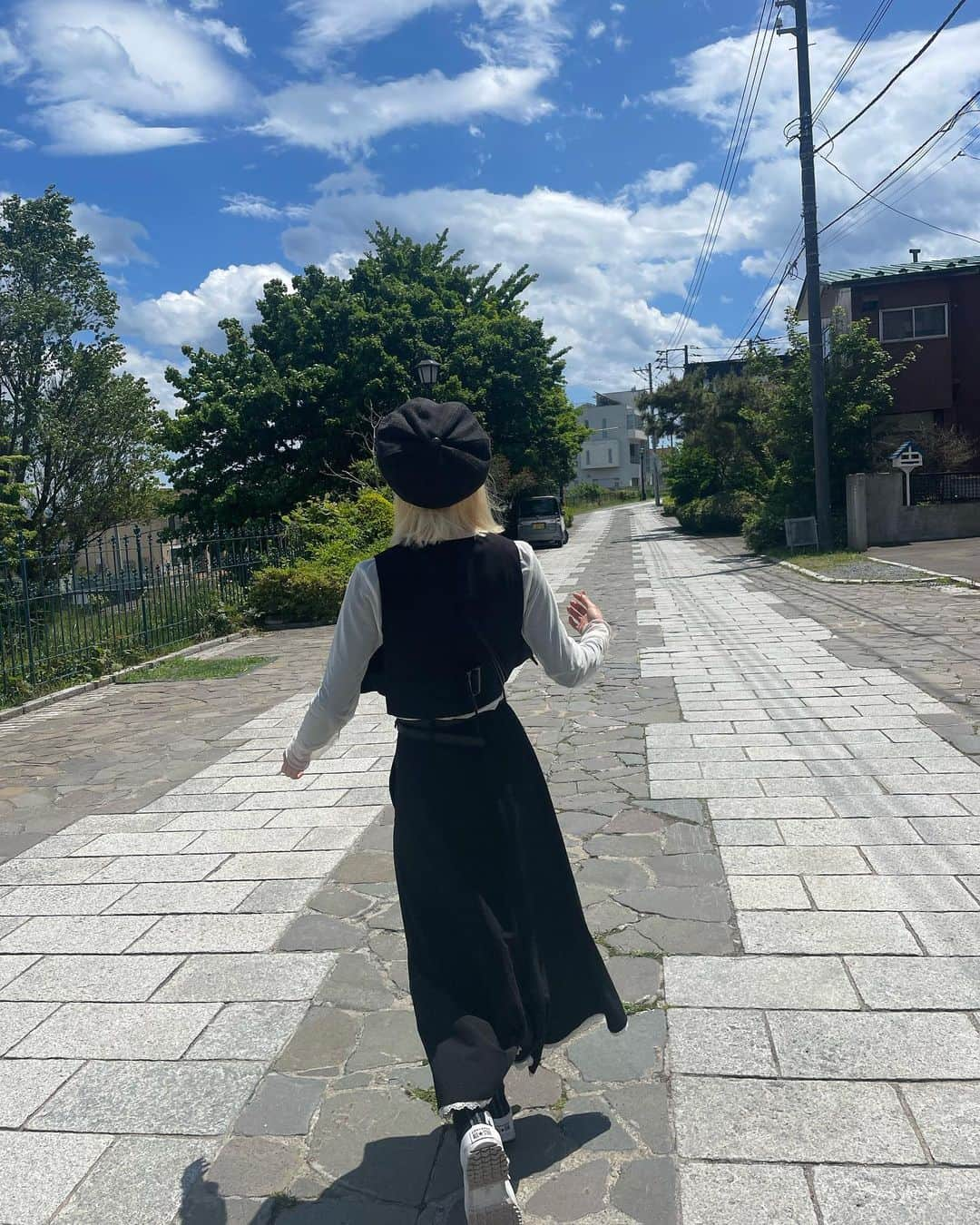 白井琴望さんのインスタグラム写真 - (白井琴望Instagram)「Hakodate🐄🤍  #アンジェリックヴォヤージュ #angeliquevoyage #クレープ #賞味期限30分クレープ #賞味期限30分のクレープ #ootd #fashion #hakodate #hakodatetrip #函館観光 #函館カフェ #函館山ロープウェイ #函館山 #函館山夜景 #函館グルメ #hakodate_photo #twenties」6月6日 18時00分 - _shirai_kotono