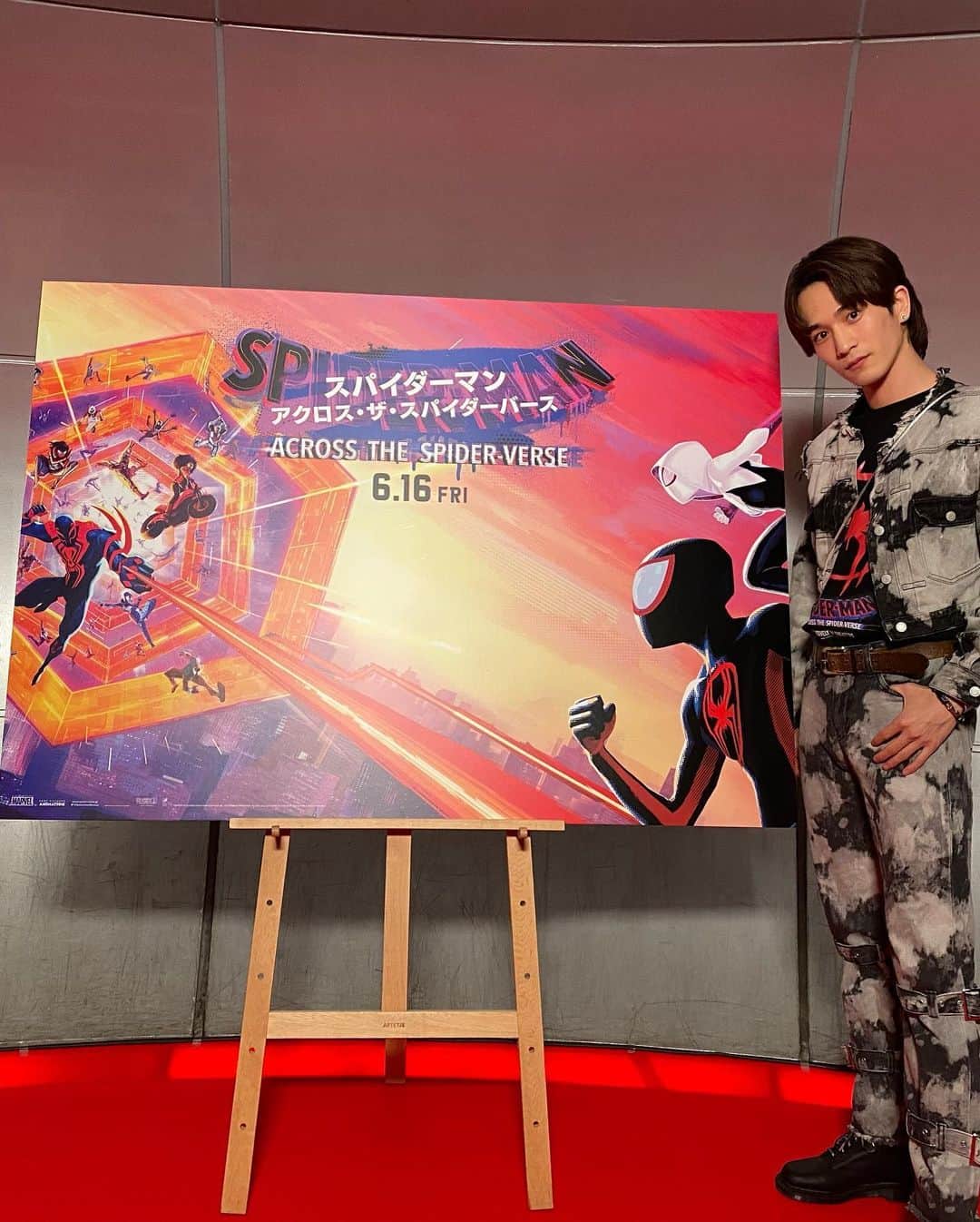 のインスタグラム：「🕷️ Spider-Man: Across the Spider-Verse試写会🕸🤟🏾 本当に最高で幸せな時間だった。。 長く語りたいけどネタバレになってしまうので是非見に行って欲しいです!! 次回作も楽しみ🕸 衣装もカッコ良すぎです🕷️🤟🏾  #spidermanacrossthespiderverse」