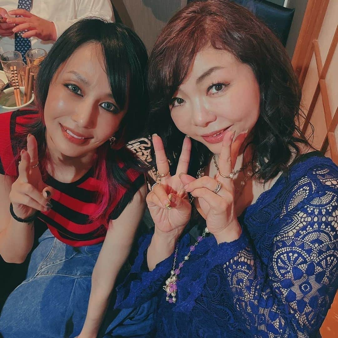 モモコさんのインスタグラム写真 - (モモコInstagram)「中島美嘉ちゃんとやっとご飯ご一緒できましたぁ💕💕💕 また、ゆっくり行こね〜😊  #ハイヒールモモコ #👠 #👠🍑 #CHANEL #シャネラー #グルメ #アメブロ  #YouTube #モモコ新聞 #中島美嘉 ちゃん #やっと #会食」6月6日 17時30分 - highheel_momoko