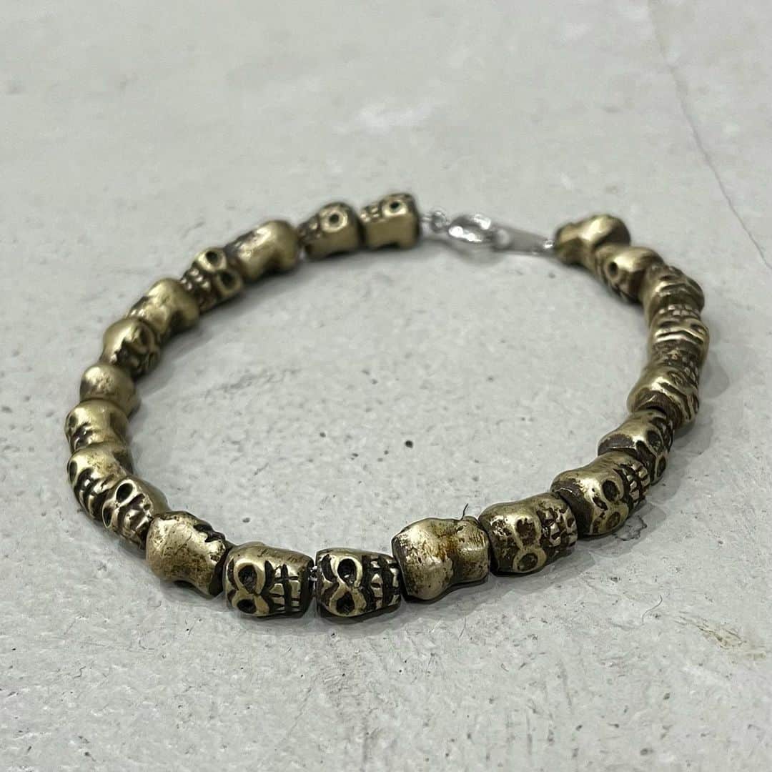 ジャムルさんのインスタグラム写真 - (ジャムルInstagram)「vintage SKULL brass beads bracelet ¥8000+tax(8800) . ※キャンドルは売り物ではありません #お問い合わせはお電話で承ります #jammru #osaka  #fashion  #streetstyle  #streetfashion  #vtg  #vintage  #used  #usedclothing  #古着 #古着屋 #ファッション #70s #80s #90s」6月6日 17時26分 - jammru