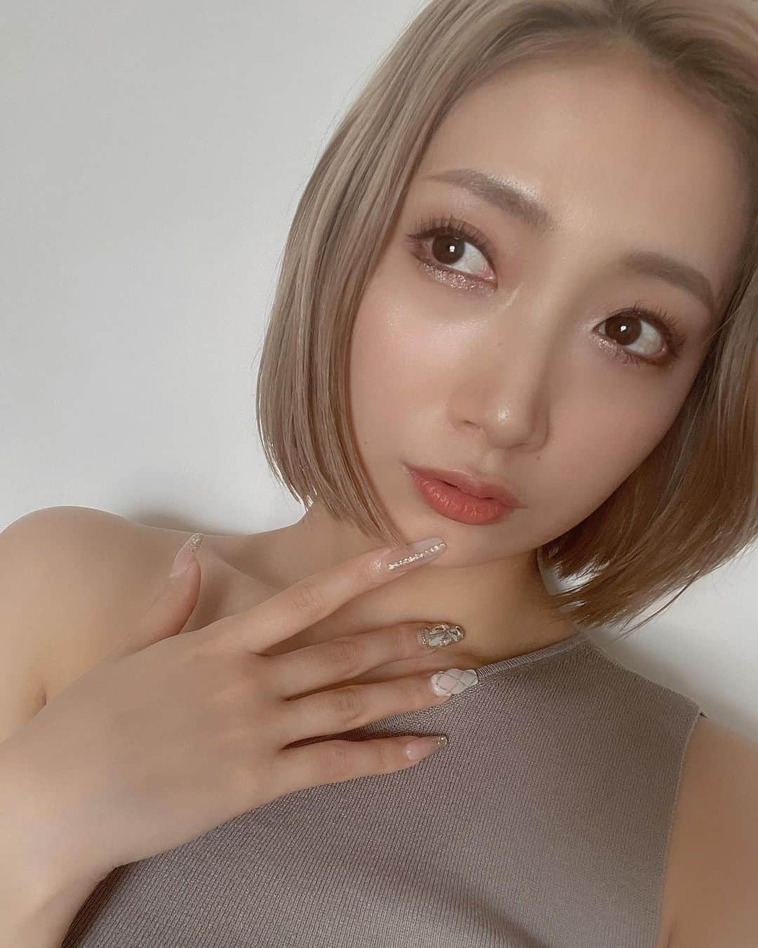 加美杏奈のインスタグラム：「・ 🤍🤍🤍」