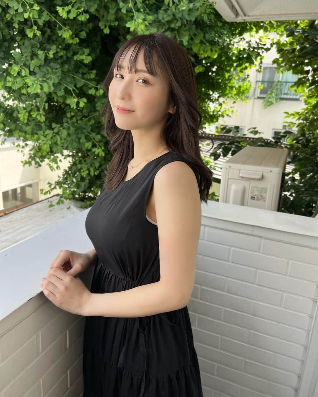 伊藤愛真さんのインスタグラム写真 - (伊藤愛真Instagram)「梅雨入ったから家帰ったらひたすらゲームしようかな👶🏻🤍 . . . #エクステ#extension#gravure」6月6日 17時42分 - __emagram