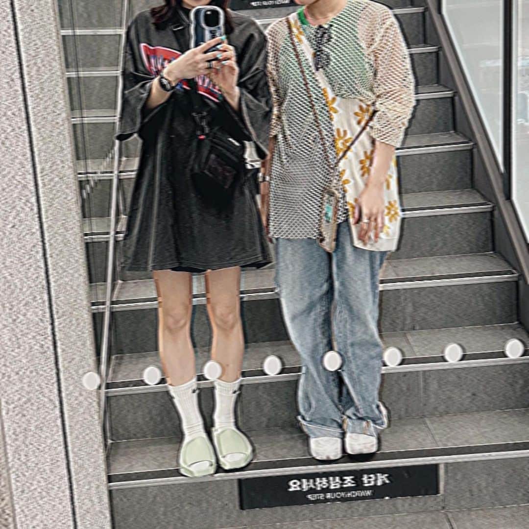 sayocoのインスタグラム：「I’ll go back soon✈️🩶🖤」