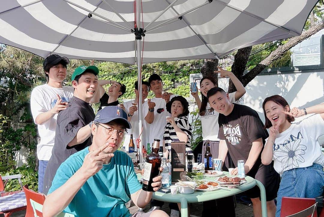 パク・ナレさんのインスタグラム写真 - (パク・ナレInstagram)「우리 상호오빠 축하.. 우리 동기들 그저 사랑..💕」6月6日 18時18分 - wooju1025